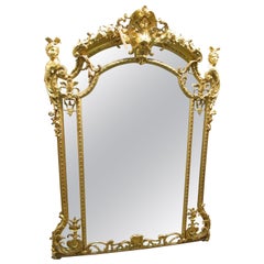 Miroir français du 19ème siècle sculpté et doré, sculpture et détails de la plus haute qualité