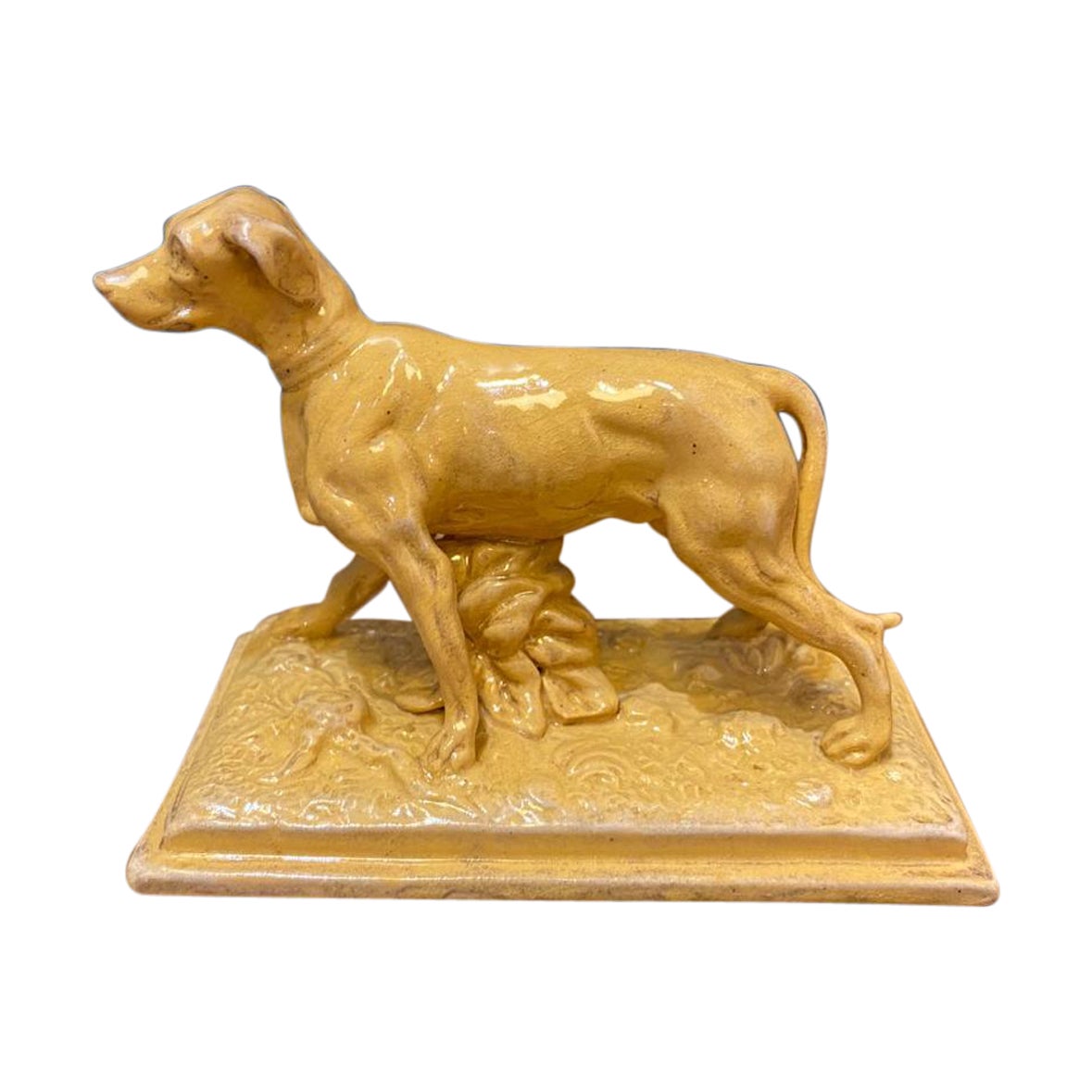 Small Early 19th Century Ceramic Figurine of a Pointer Dog For Sale