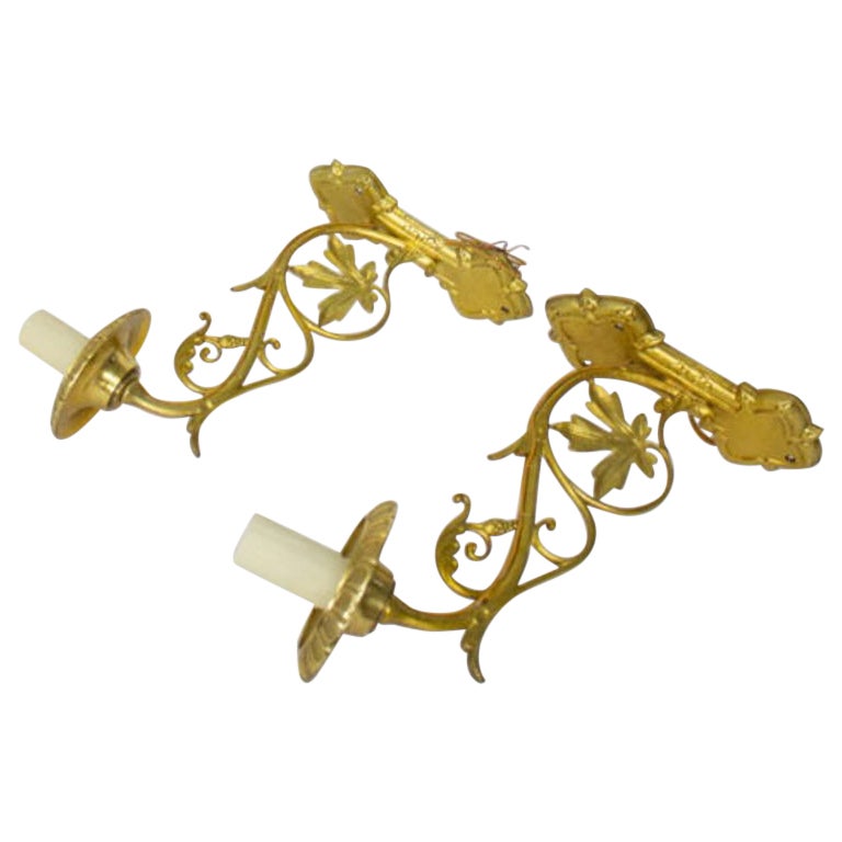 Paire d'appliques en forme de vigne en bronze doré du milieu du XIXe siècle