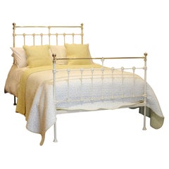 Double Antique Bed in Cream MD116