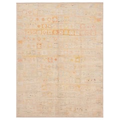 Nazmiyal Collection Geometric Modern Distressed Rug. 5 ft 9 in x 7 ft 7 in