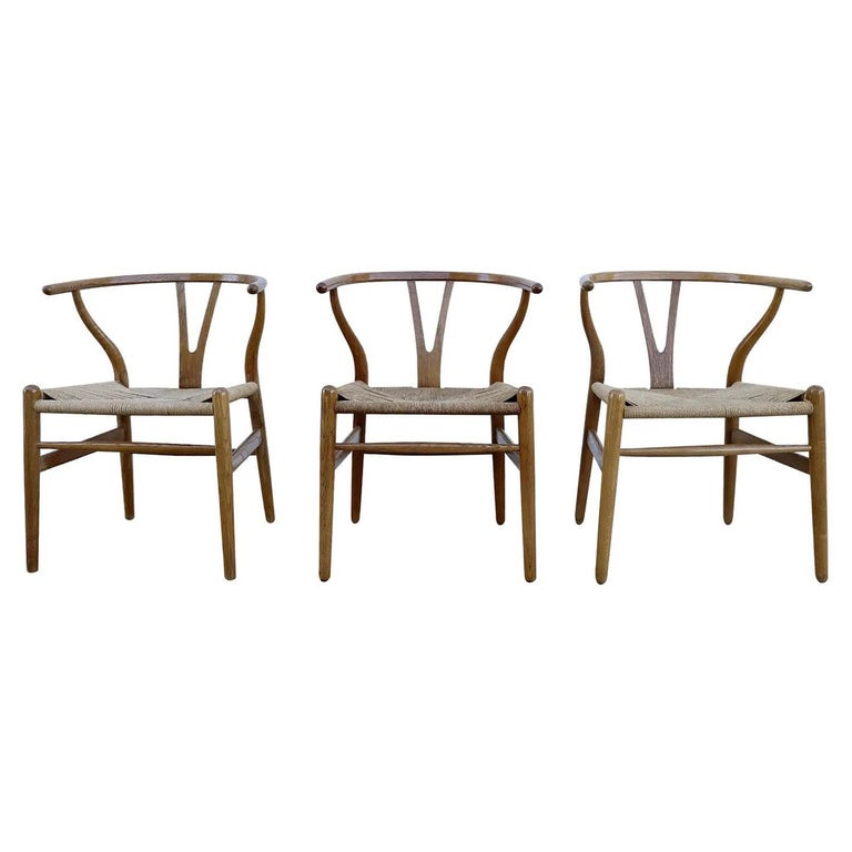 20th Century Danish Set of Three Carl Hansen & Søn Y Chairs by Hans J. Wegner For Sale