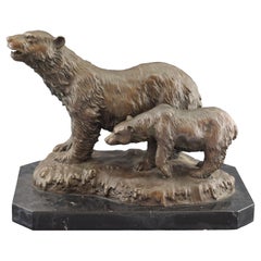 Bear Polar with Cub (ours polaire avec cube), bronze, marbre