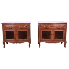 Henredon French Provincial Louis XV Carved Oak Nightstands, Pair