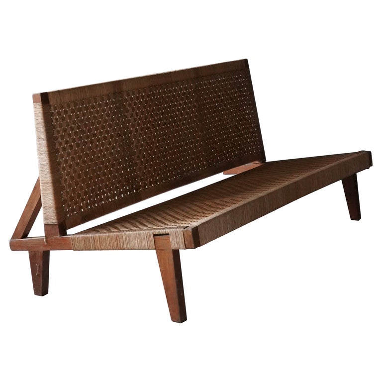 American, Sofa / Bench, Woven Rattan, Walnut, United States, 1950s For Sale
