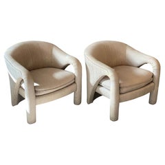 Pareja de Sillas Arco Escultóricas Postmodernas de los años 80 con Tapicería Beige