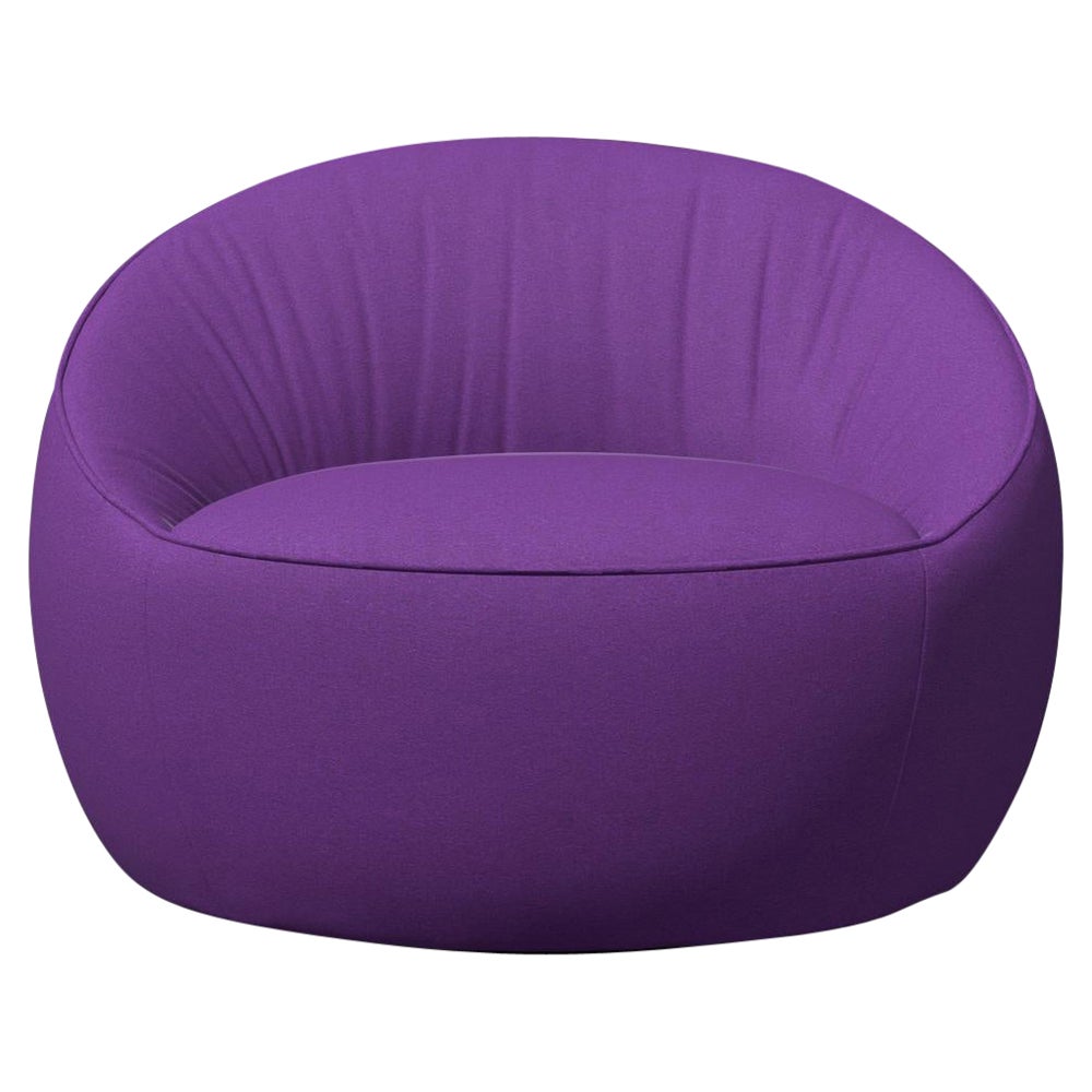 Moooi Hana Swivel Armchair in Divina 3, 666 Purple Upholstery For Sale