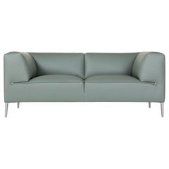 Moooi Zweisitziges Sofa So Good mit Agave-Polsterung und polierten Aluminiumfüßen