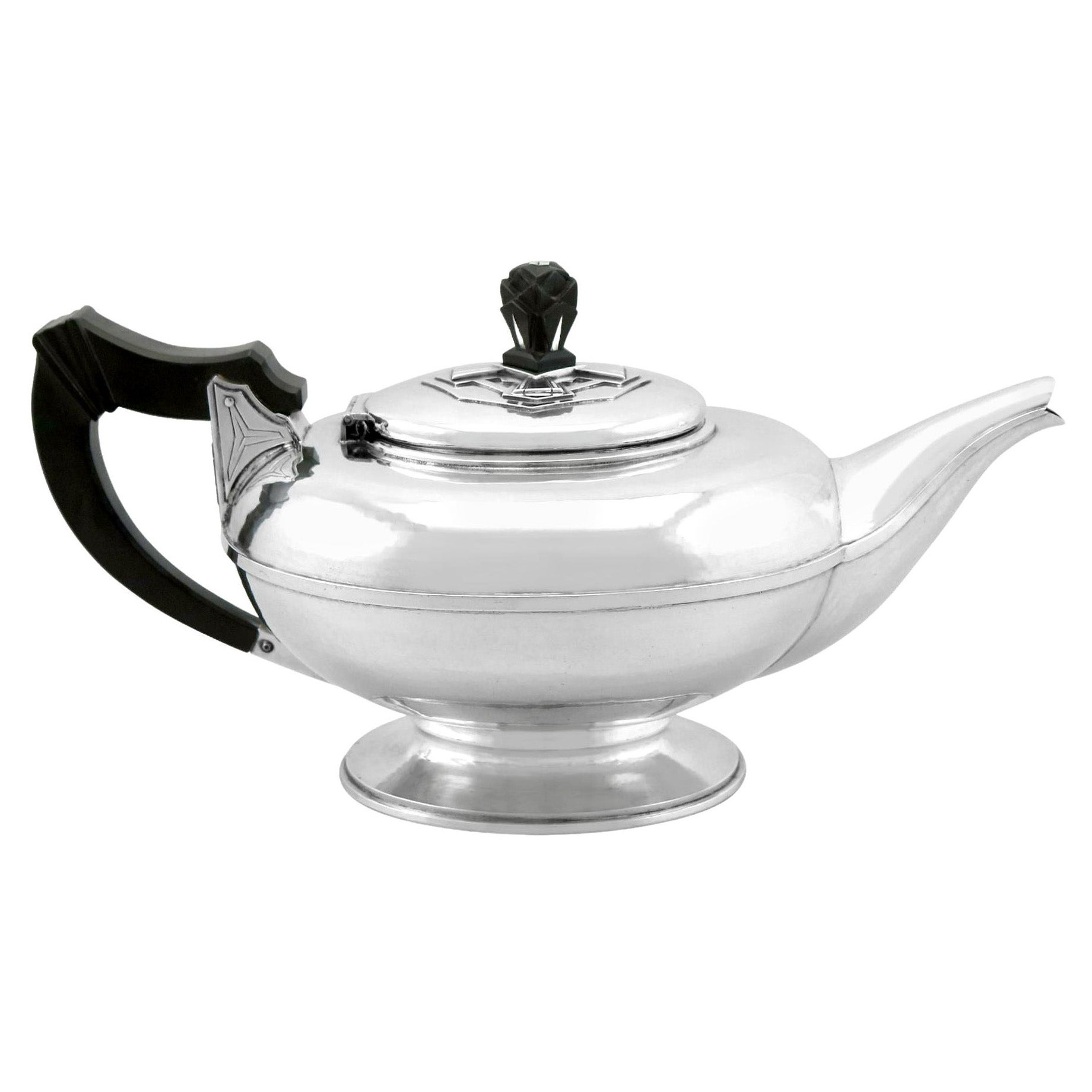 1931 Sterlingsilber-Teekanne im Arts and Crafts-Stil
