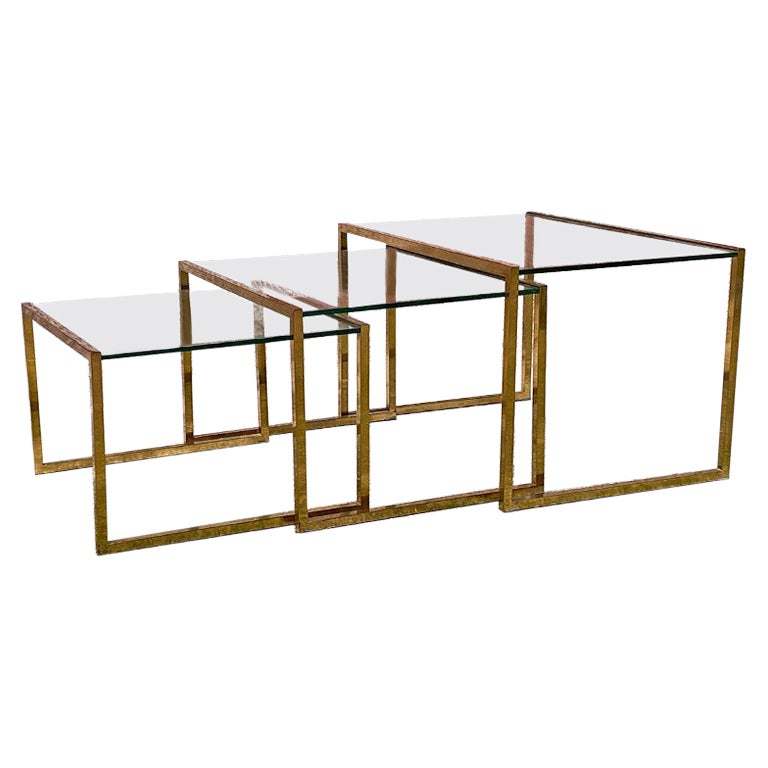 Italian Mid Century Set of Three Brass and Glass Stackable Tray Tables, 1950s
