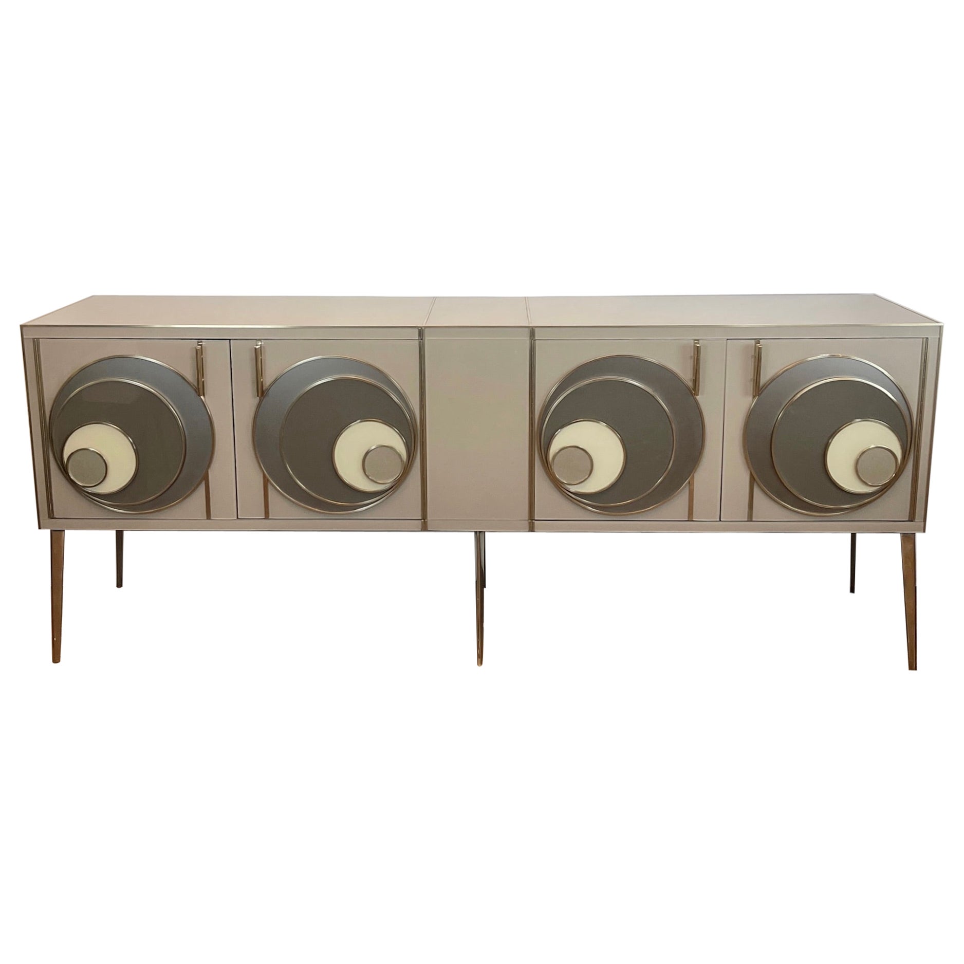 Late 20th Century Italian Beige Opaline Glass w/ Glass & Brass Details Sideboard For Sale