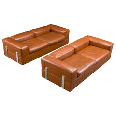 Pair of Tito Agnoli Leather Convertible Sofas for Cinova, 1960s Italy, Signed