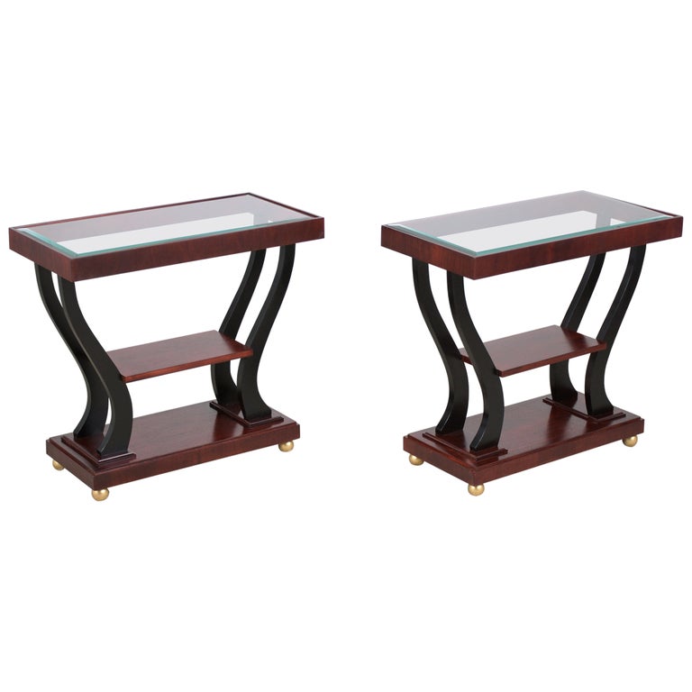 Pair of MidCentury Modern Side Tables For Sale at 1stDibs