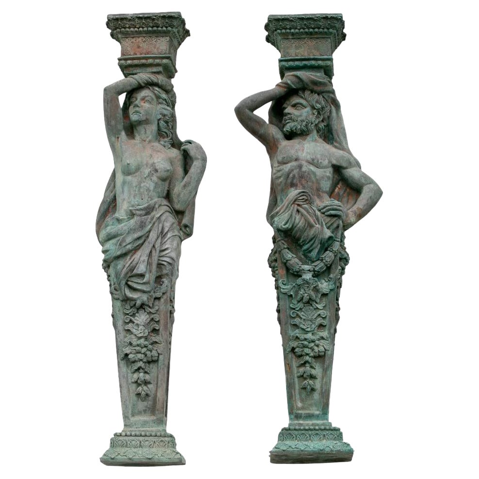 Pareja de esculturas de columnas cariátides y atlantes de bronce fundido de los años 90