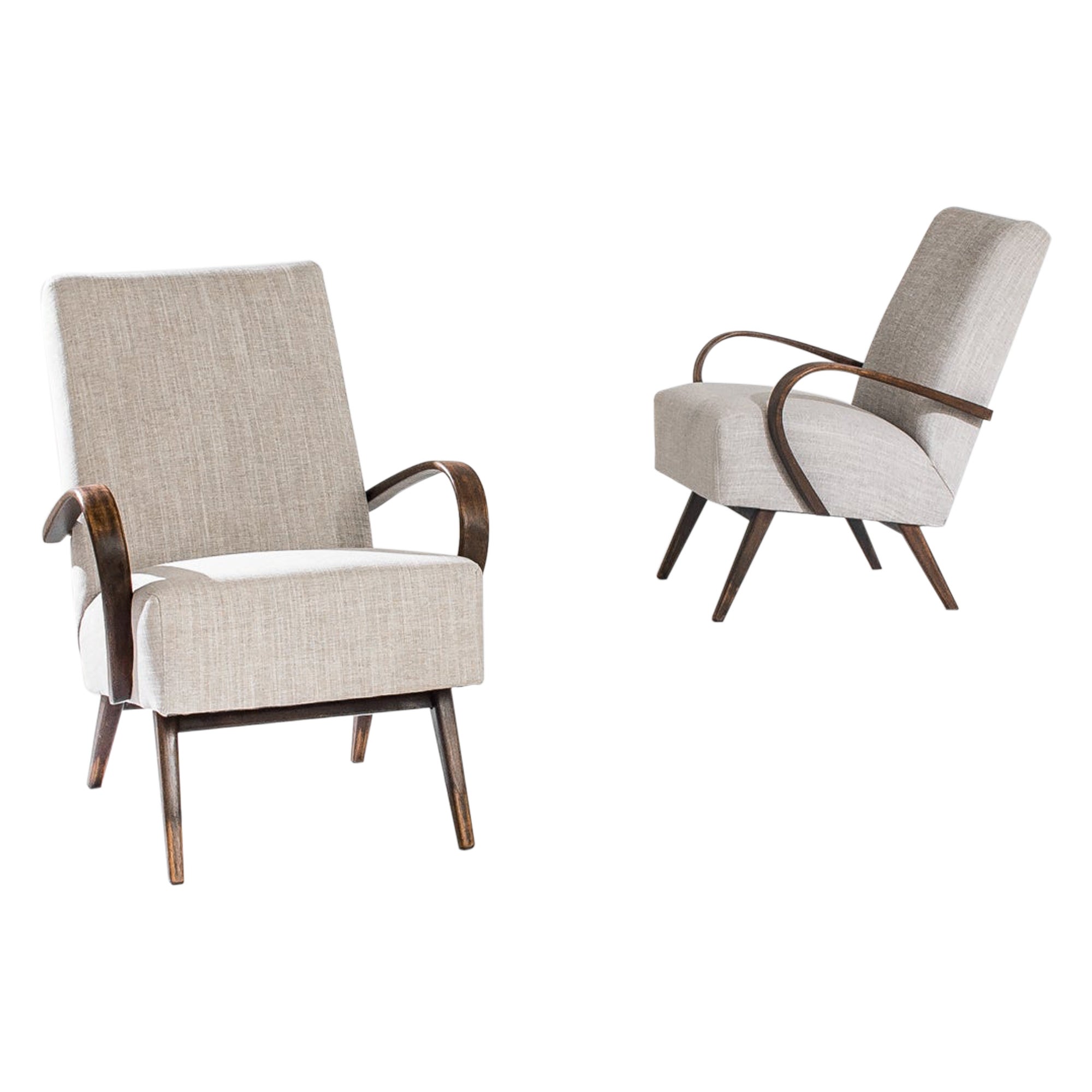 1950s Mid-Century Czech Beige Bentwood Armchairs, a Pair For Sale