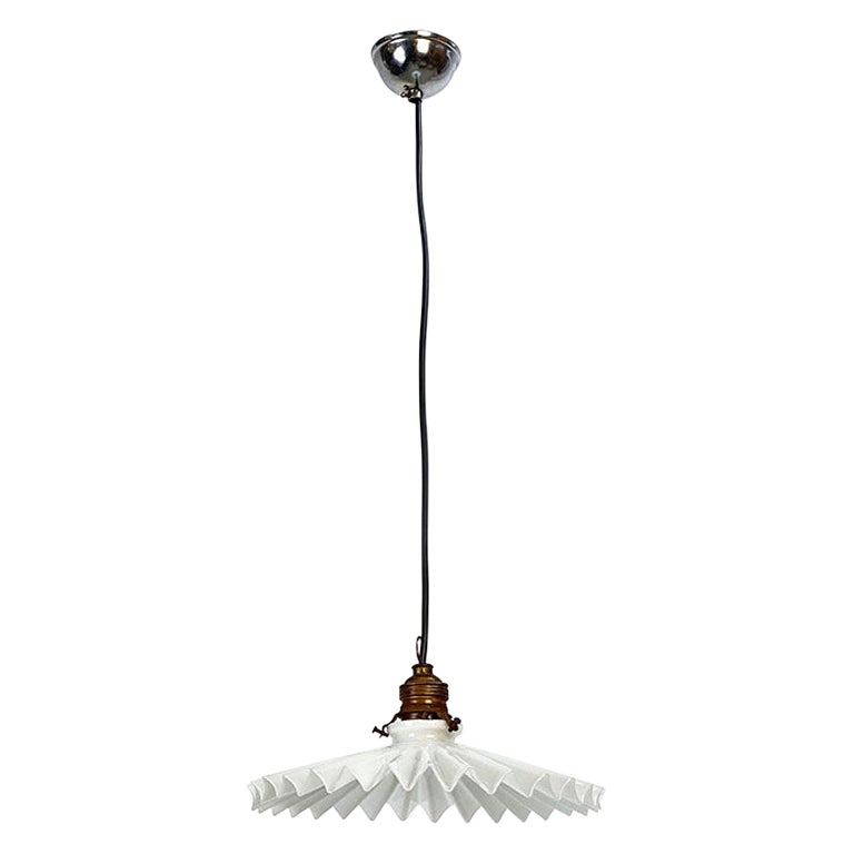 Early 20th Century Chandeliers and Pendants 3,619 For Sale at 1stDibs