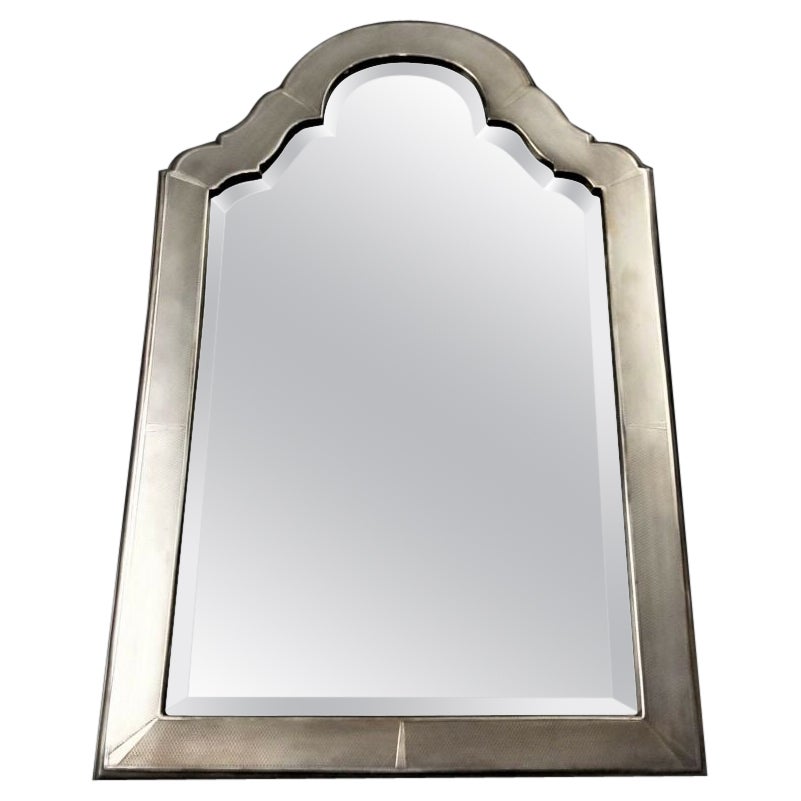 Antique miroir de coiffeuse Art déco Charles & Richard Comyns en argent sterling 24 pouces en vente