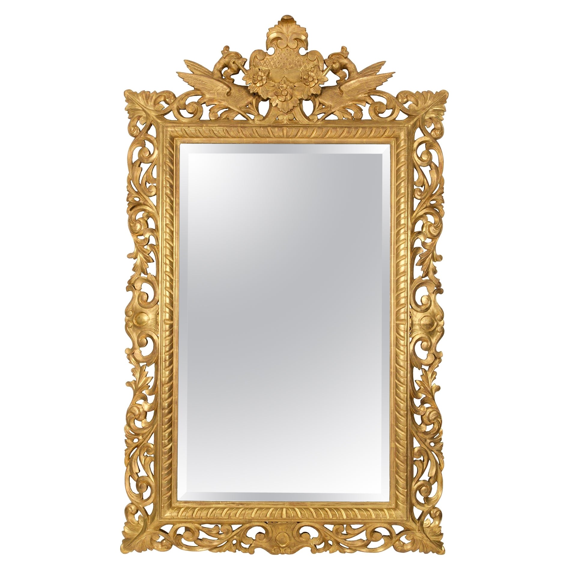Miroir baroque italien du 19ème siècle en bois doré en vente