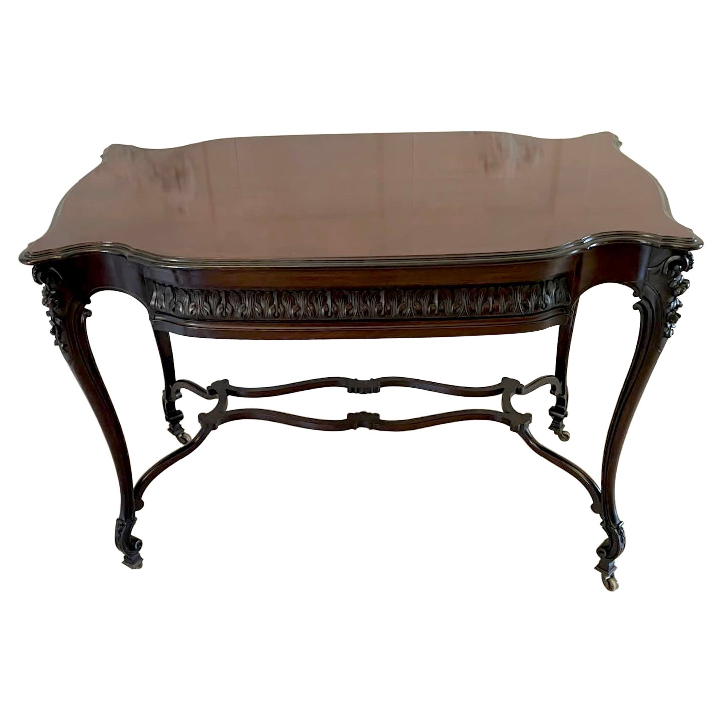  Table centrale autoportante en acajou sculpt d'poque victorienne de qualit exceptionnelle