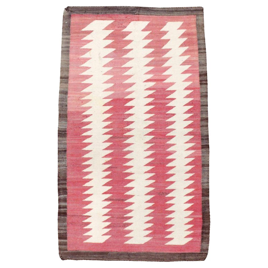 Tribal Mid-20th Century Handmade American Flatweave Navajo Throw Rug For Sale