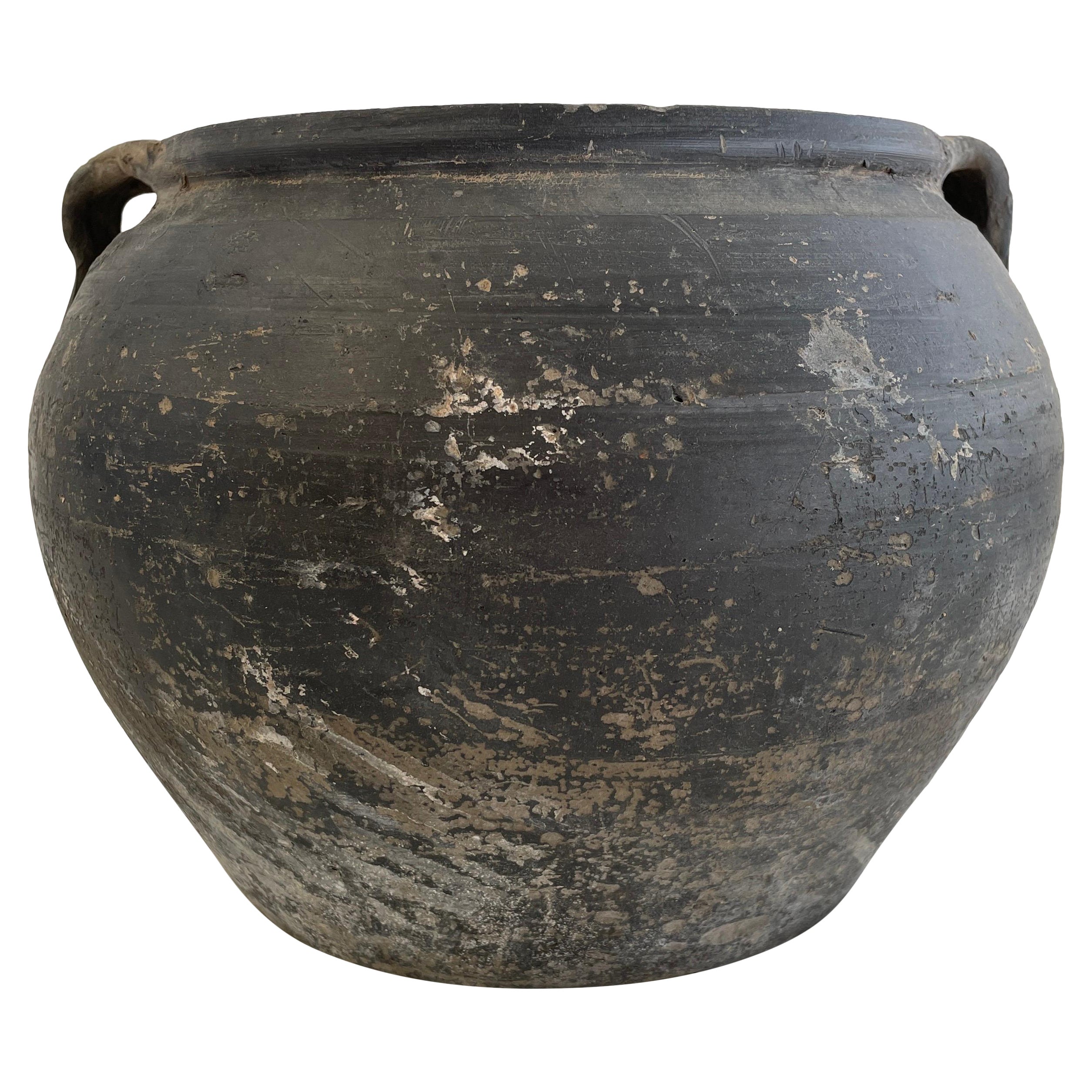Vintage Matte Oil Pottery Decorative Pot For Sale at 1stDibs