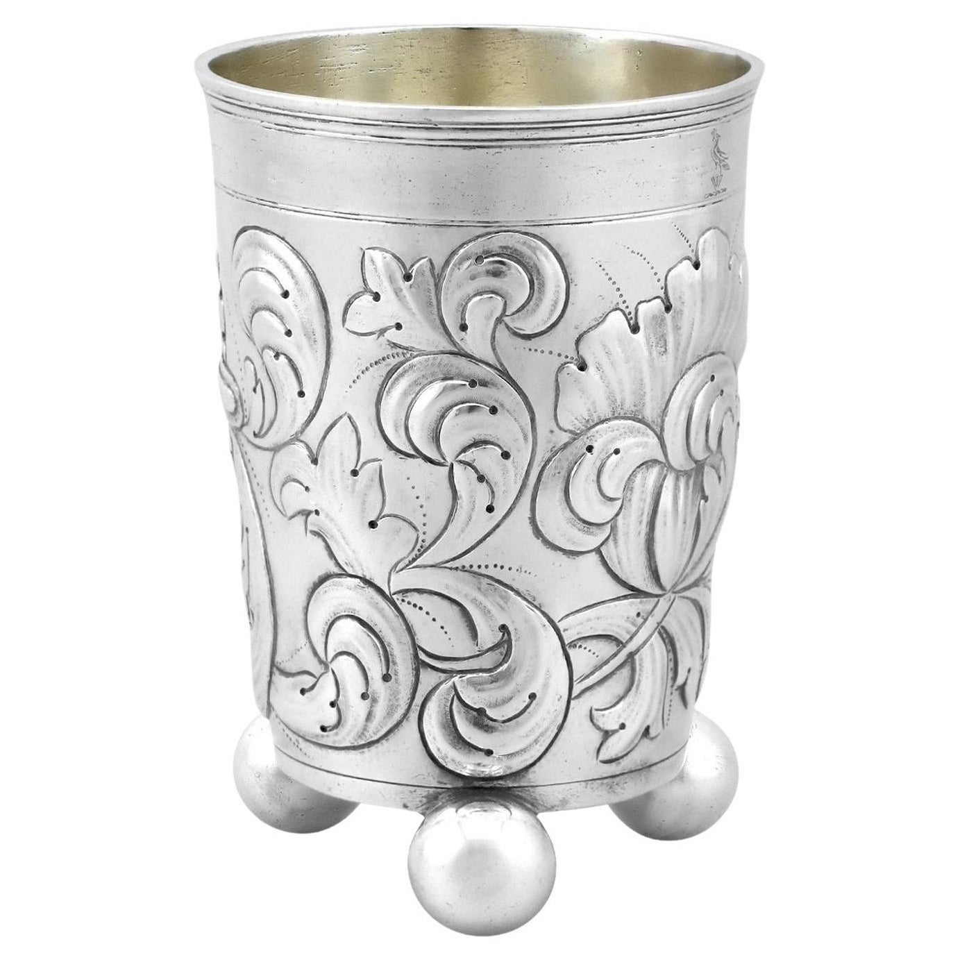 Vaso de plata alemán antiguo de 1800