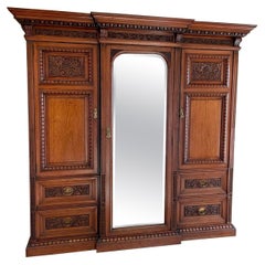 Fantastic Quality Antique Victorian Carved Walnut Breakfront Wardrobe