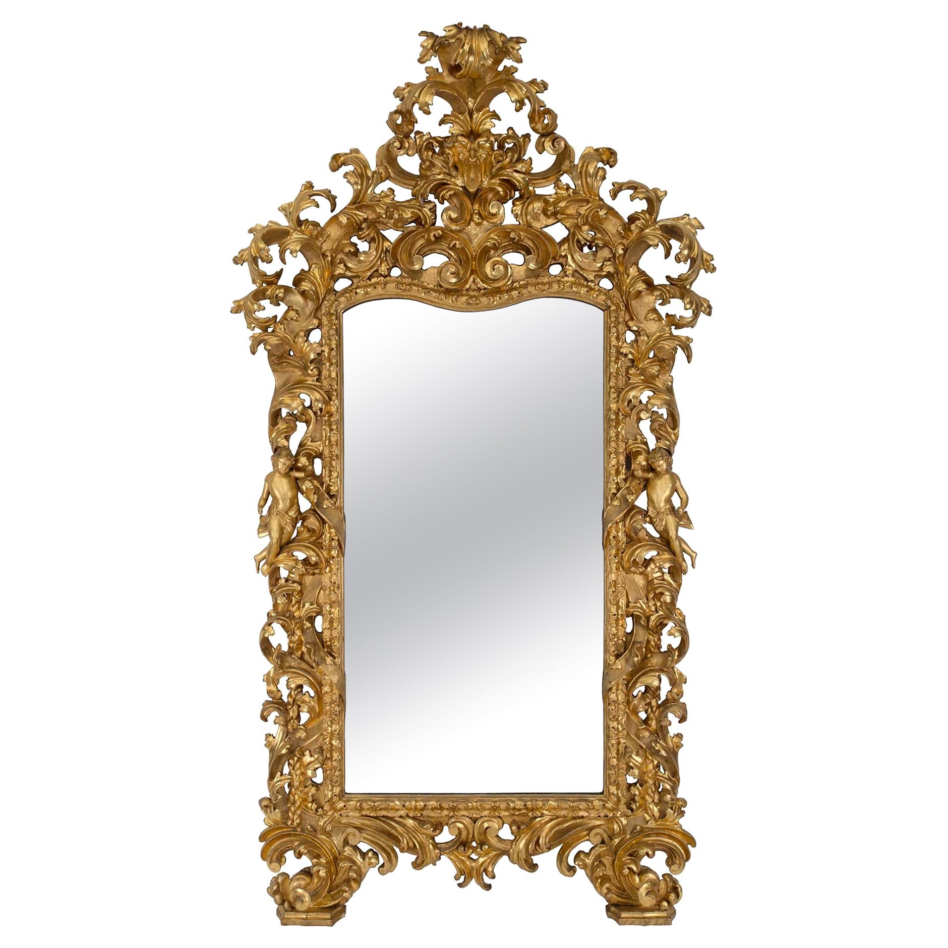 Miroir italien en bois doré baroque d'époque Louis XIV du 17ème siècle