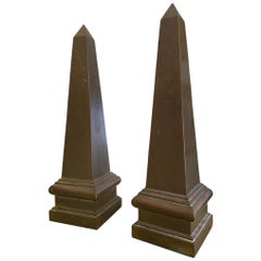 Paar antike Obelisken aus Messing im Vintage-Stil