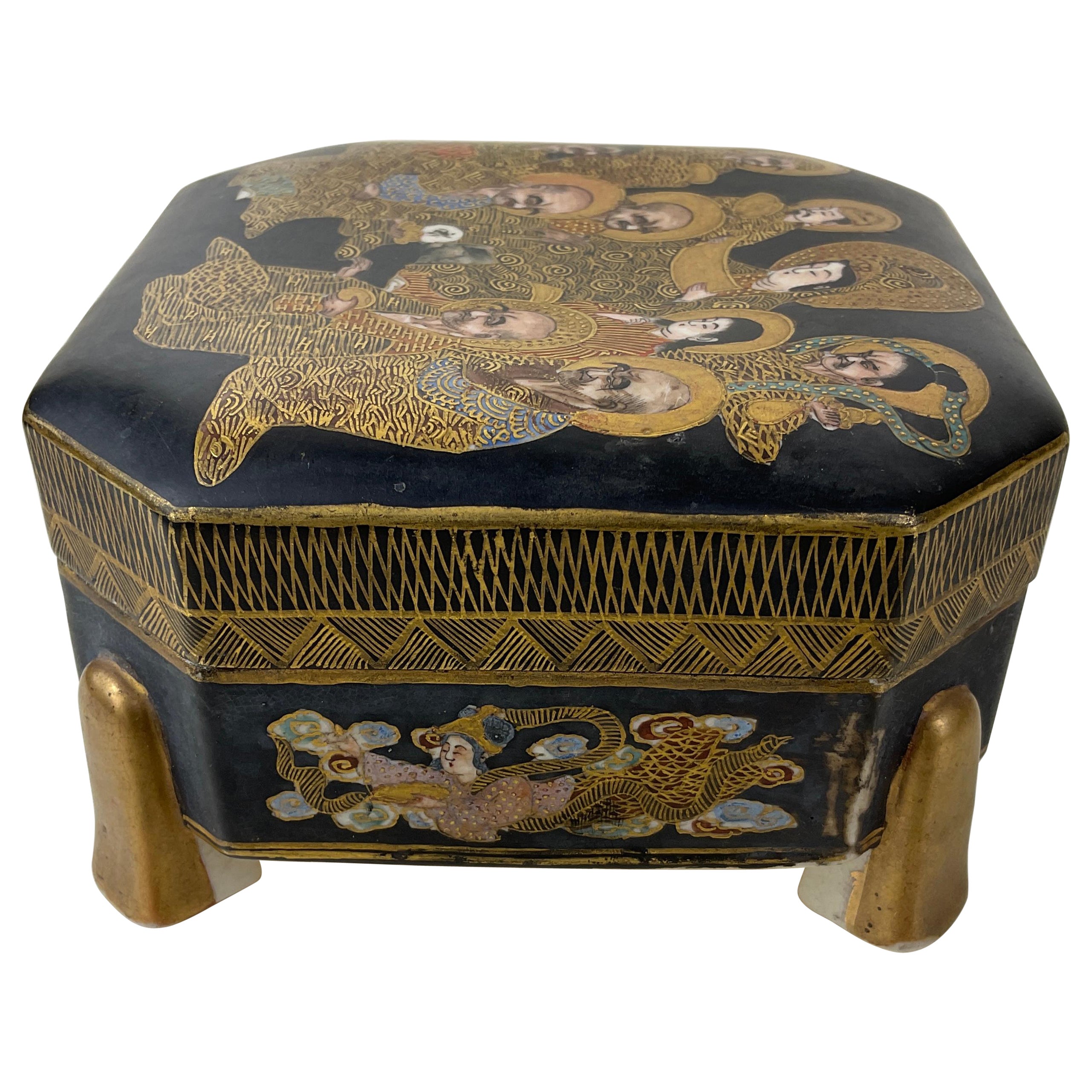 Japanische Satsuma-Schachtel mit Deckel aus dem 19. Jahrhundert, Meiji 