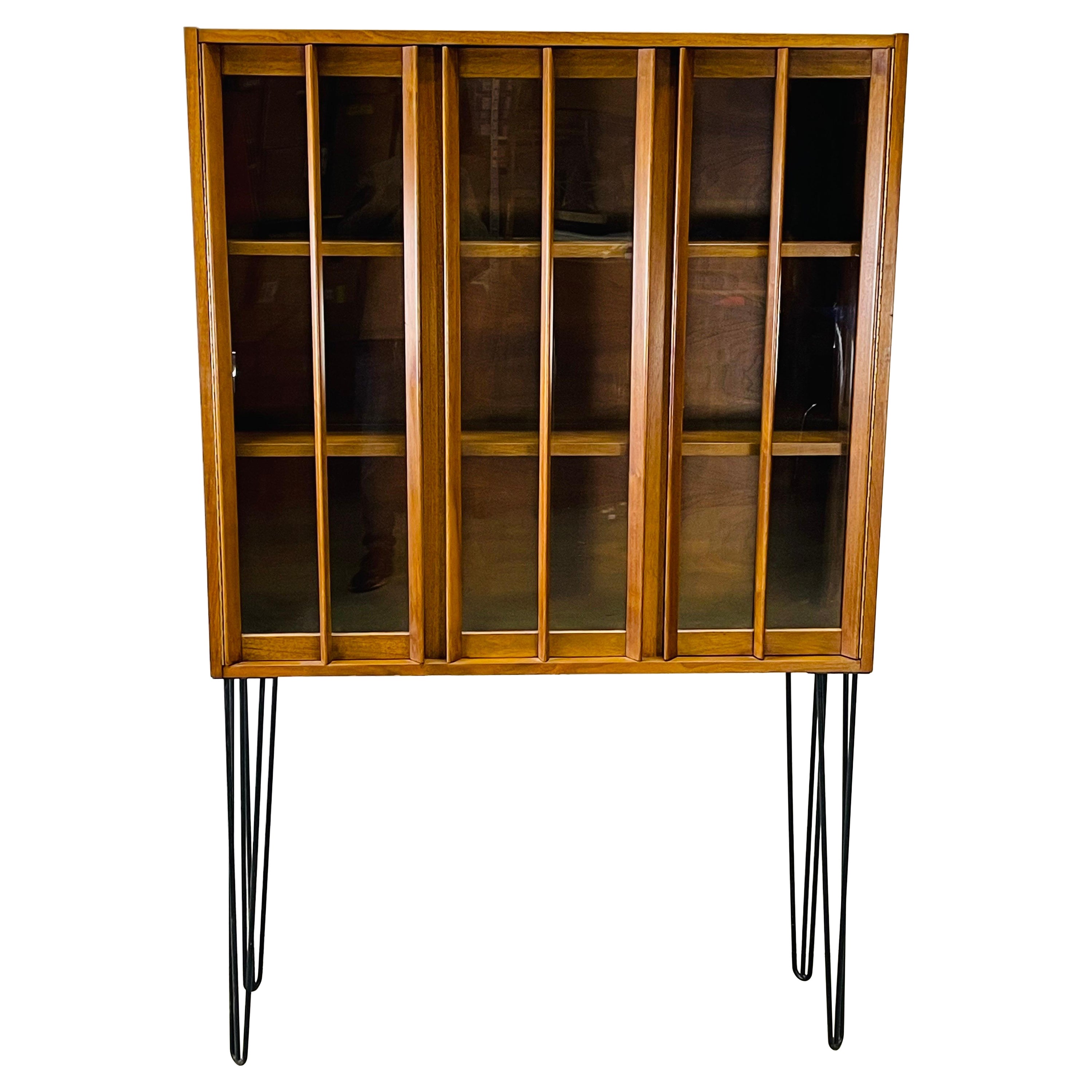 Glass Front Cabinet with Iron Hairpin Legs For Sale