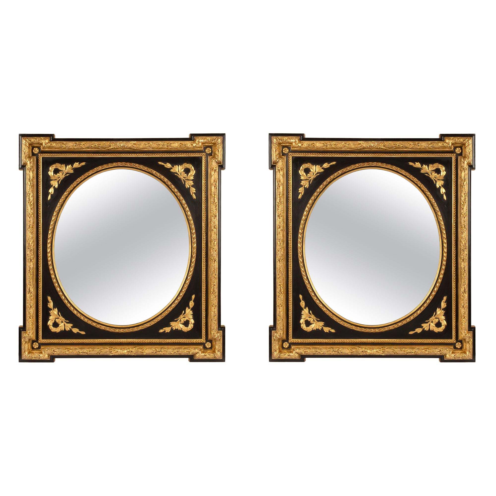 Paire de miroirs français de style Louis XVI du 19ème siècle d'époque Napoléon III en vente