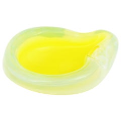 Seguso Murano Bright Yellow Opalescent Art Glass Bowl, 1960s