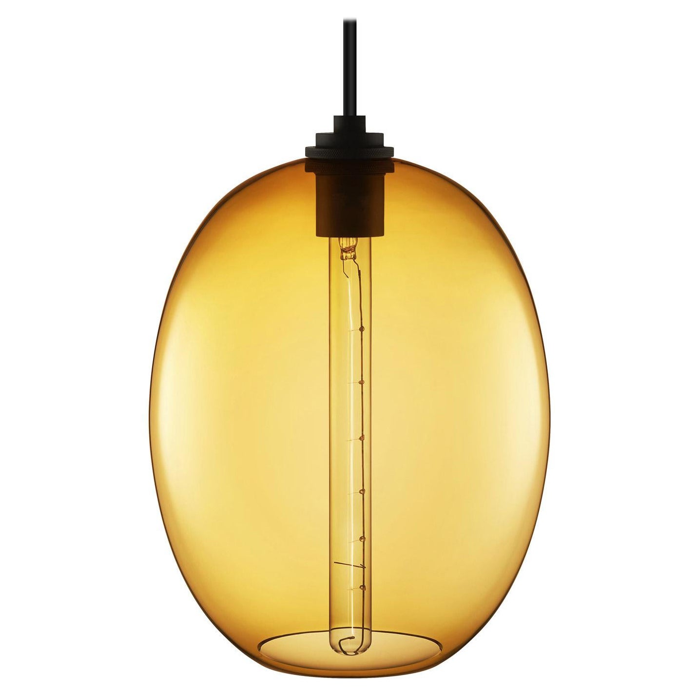 When paired together, the brilliant proportions of the Grand and Petite Ellipse pendants complement one another to create an elegant and distinctive design. Every single glass pendant light that comes from Niche is hand-blown by real human beings in