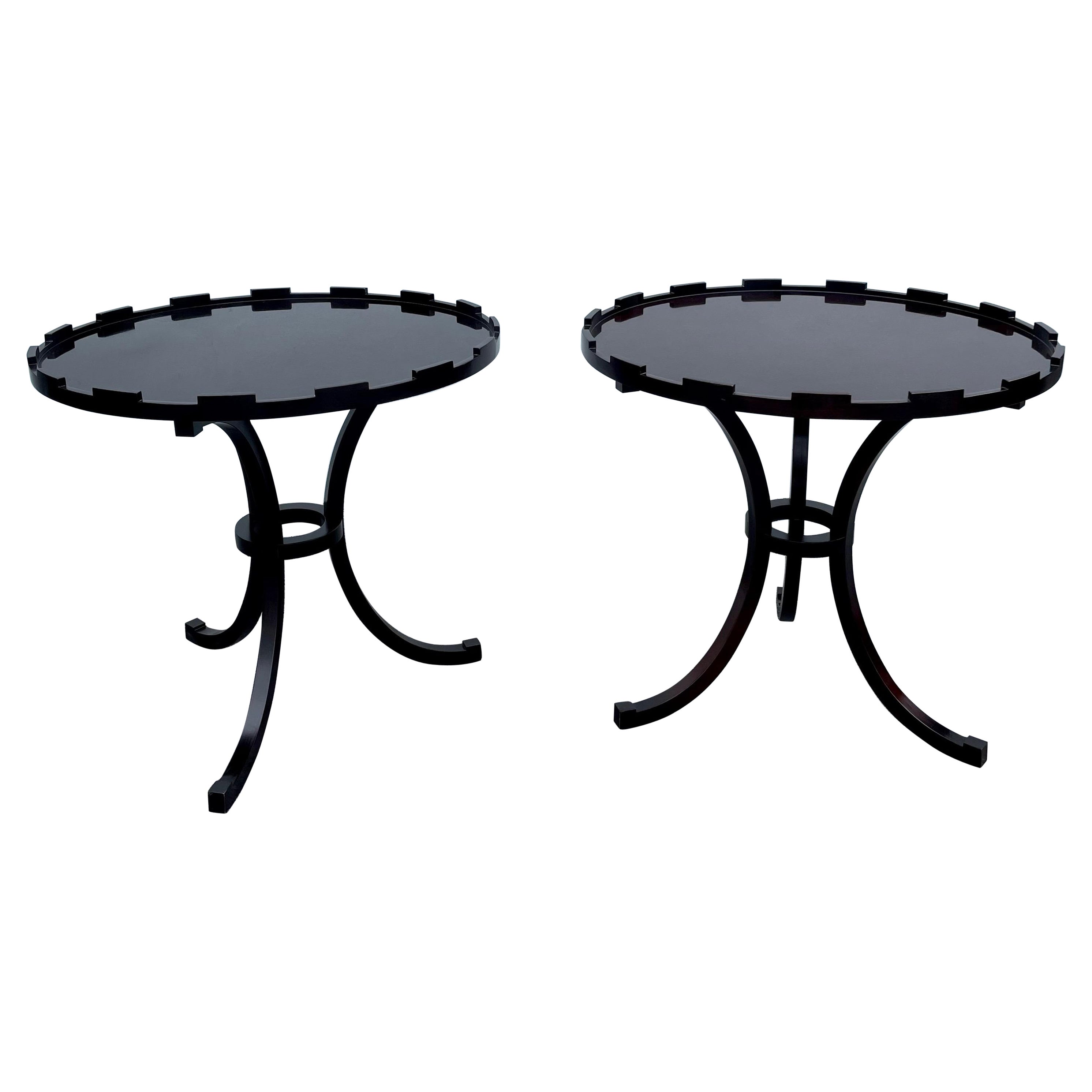 Paar runde Baker-Gueridon-Tische im Vintage-Stil