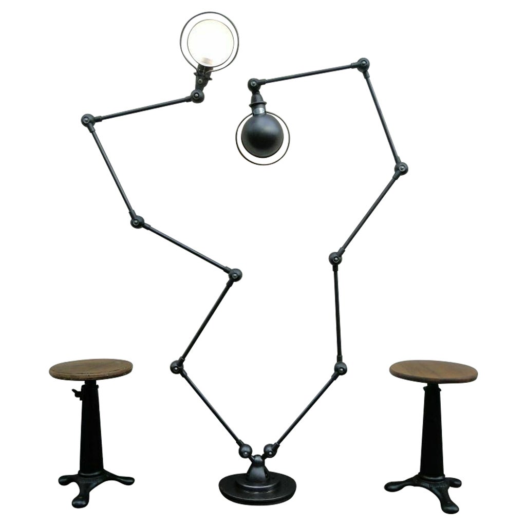 10 armed JIELDE floor lamp  Reading lamp 

French Graphit lamp

Designed by Jean-Louis Domecq in the early 1950s


ORIGINAL Jielde lamp, professionally restored in our workshop

The inside of the shade is coated with heat-resistant paint


Arms:

10