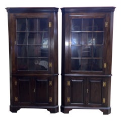 Vintage Fine Pair Henkel Harris Pair Fairfax Mahogany Corner Cabinets Cupboards
