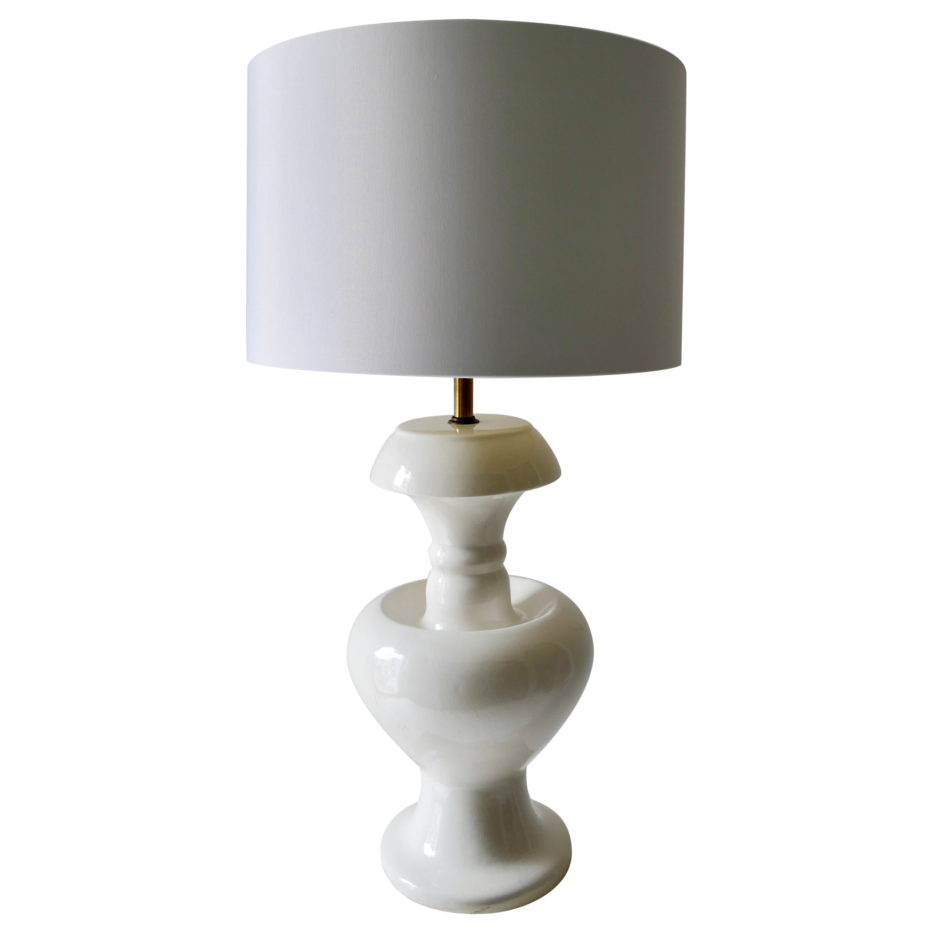 Gran lámpara de sobremesa blanca Mid Century American