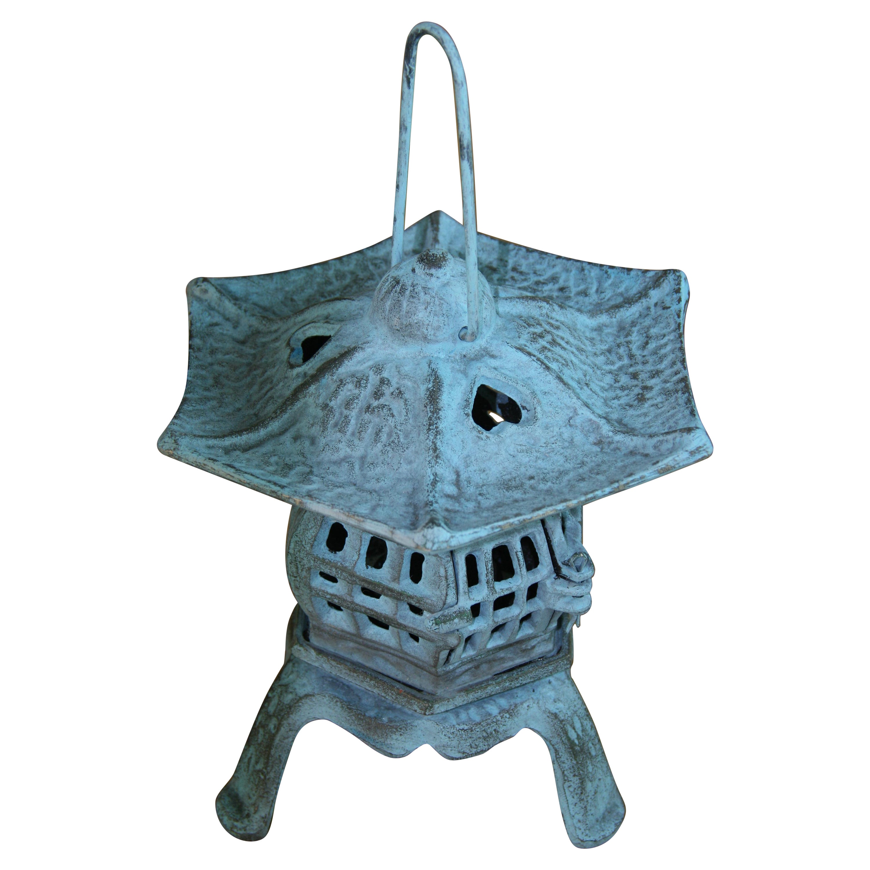 Japanese Robin Blue Heart Pagoda Garden Candle Lantern For Sale