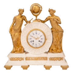 Horloge française du 19ème siècle de style Louis XVI en marbre et similor, par Alix À, Paris
