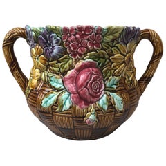 French Majolica Jardinière with Flowers Onnaing, circa 1890