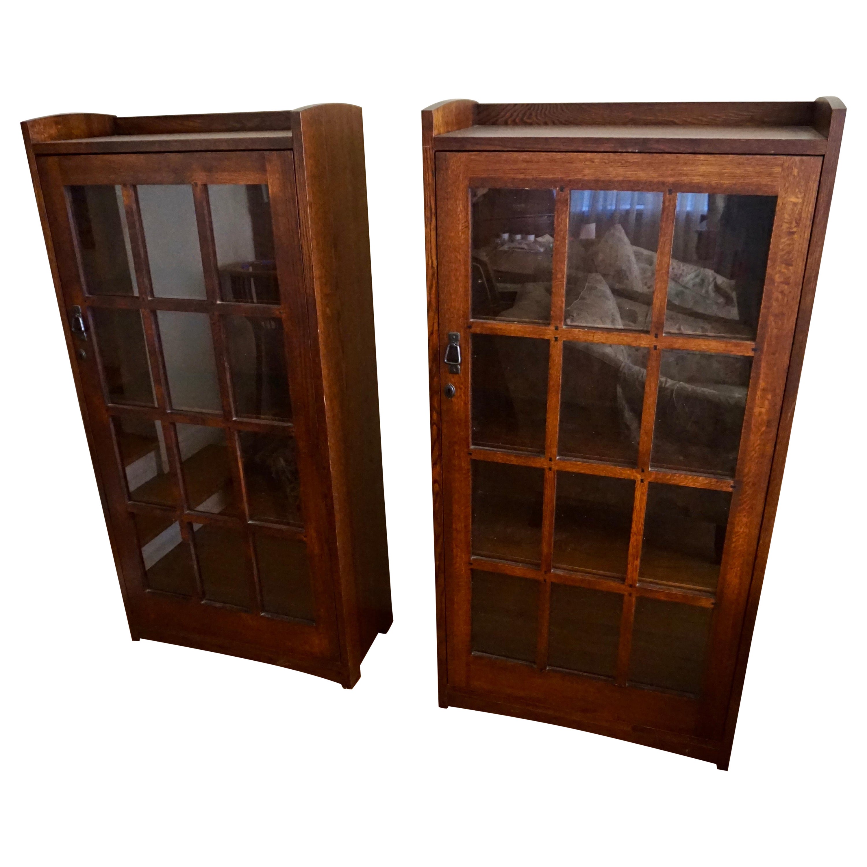 Pair Of Custom Handmade Arts & Crafts Style Solid Oak Bookcases Cum Cabinets For Sale
