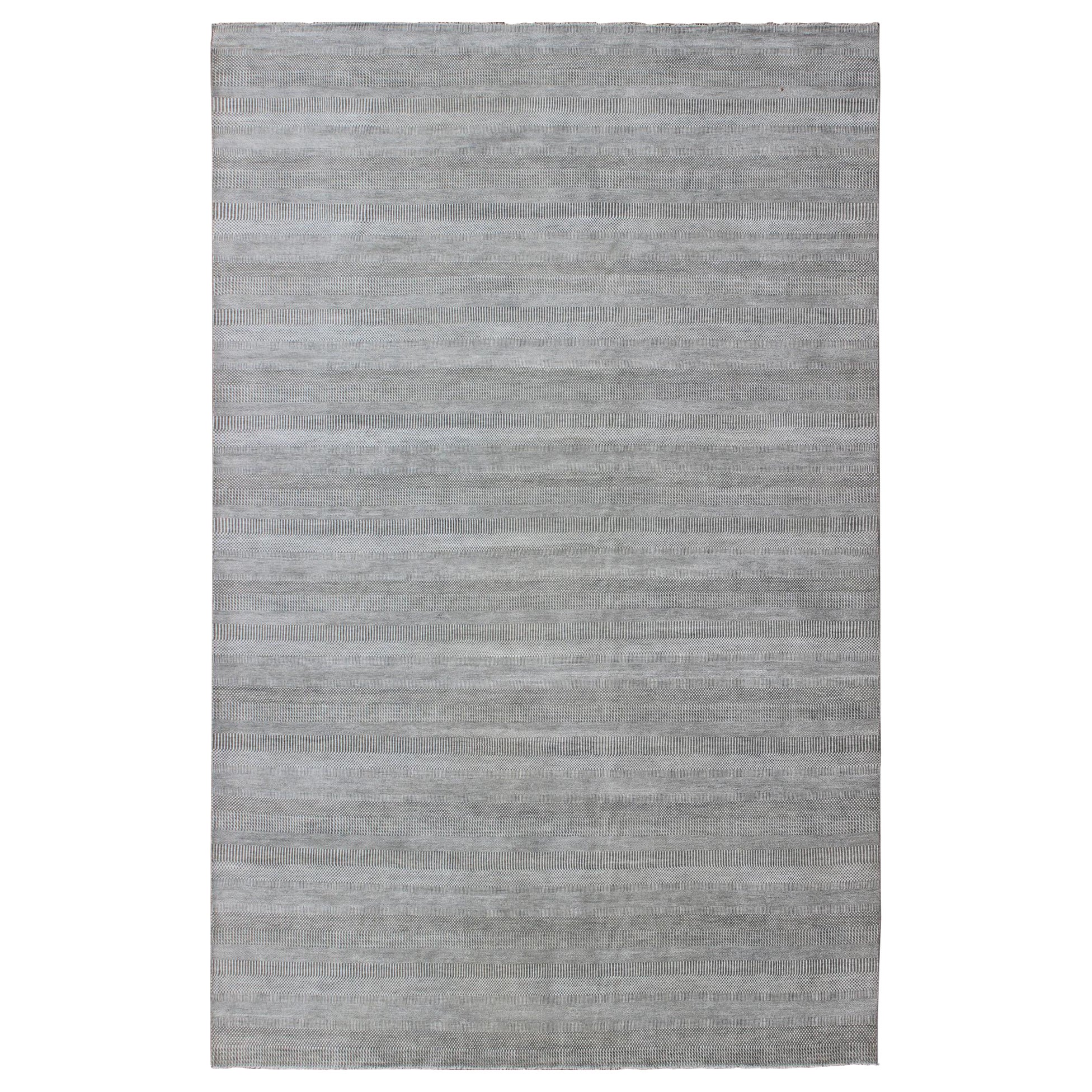 Large Modern Rug with Transitional Design in Shades of Grey and Ivory For Sale