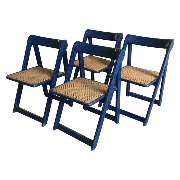 Ensemble de 4 chaises pliantes italiennes « Trieste » de style mi-siècle  moderne par Aldo Jacober En vente sur 1stDibs