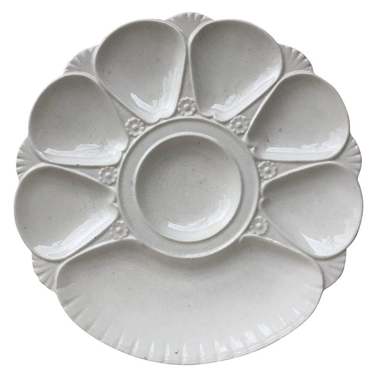 19th Century Minton White Majolica Oyster Plate For Sale