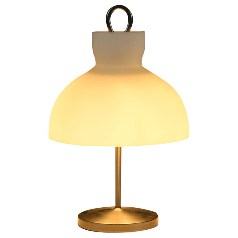 Lampe italienne mi-siècle moderne des années 1950 par Ignazio Gardella pour  Azucena - En vente sur 1stDibs