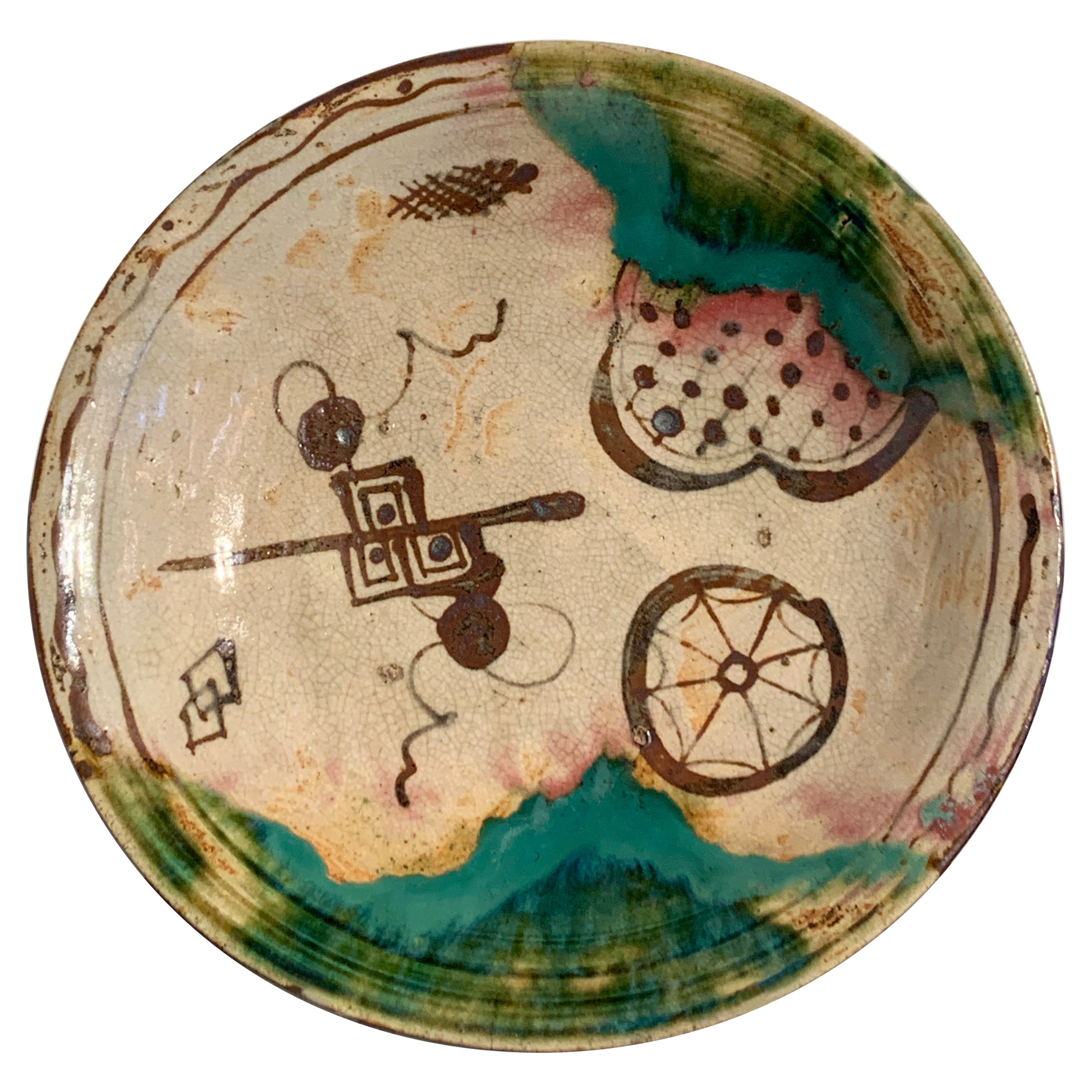 Japanese Ao-Oribe Glazed Stoneware Dish, Early Edo Period, 17th Century, Japan