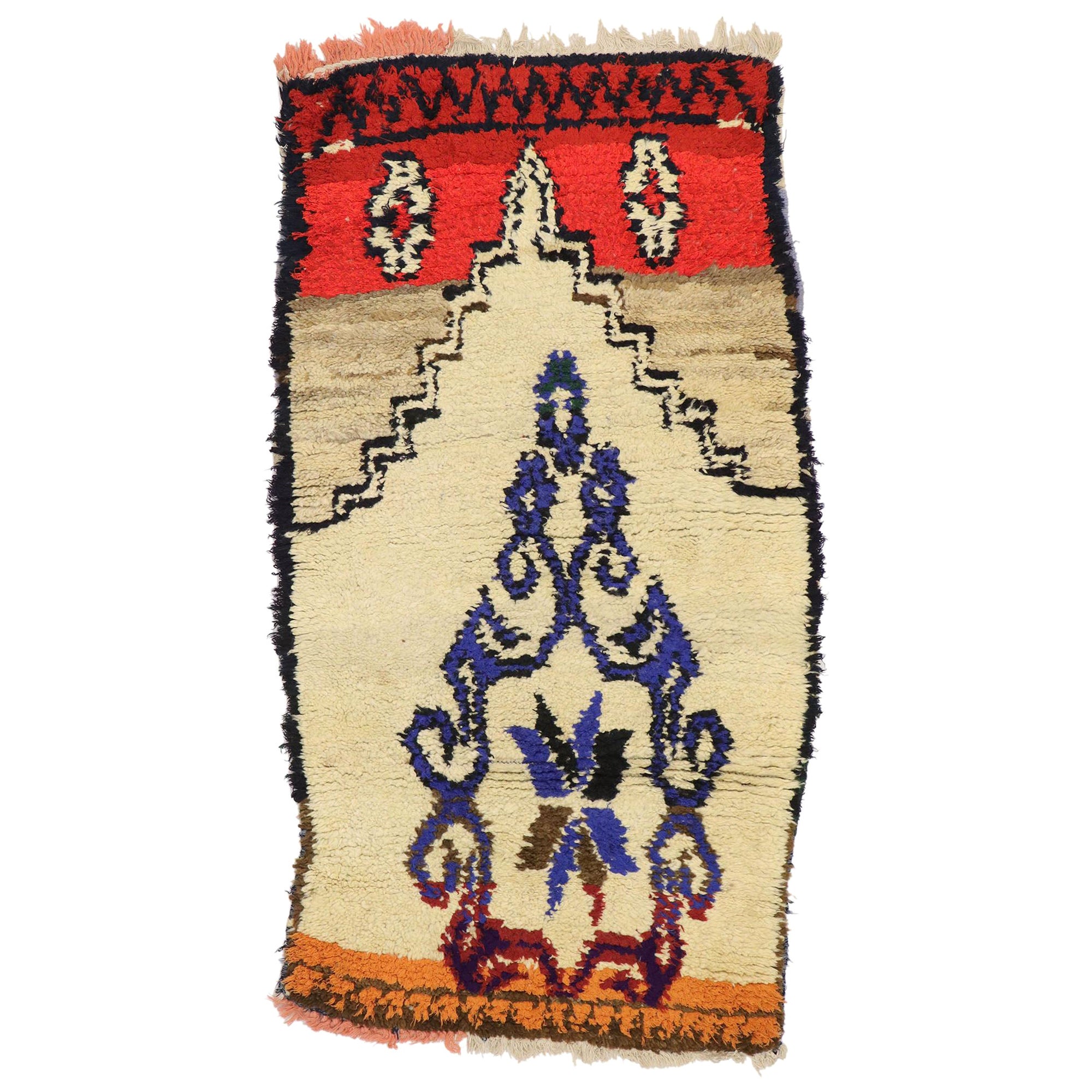 Marokkanischer Azilal-Teppich aus Berber mit böhmischem Stammesstil im Angebot