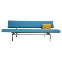 Gijs Van Der Sluis Streamline Blue Sleeper Sofa Daybed Model 540, 1961