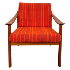 Peter Hvidt Danish Modern Lounge Chair